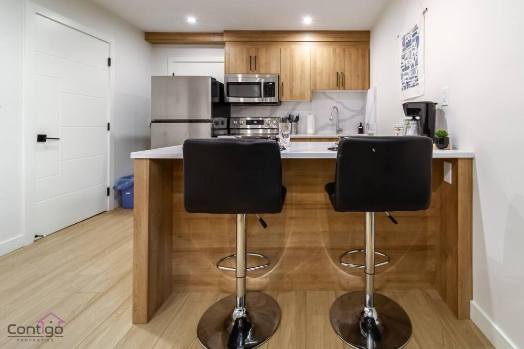 Holiday home The Jasper, Ac, 4 Bd, Sleeps 8, Near Dt & Wem! *