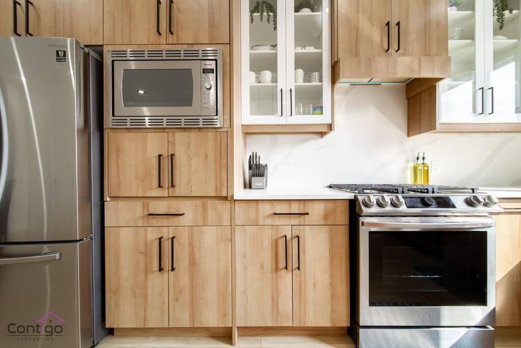 The Jasper, Ac, 4 Bd, Sleeps 8, Near Dt & Wem! Holiday home *