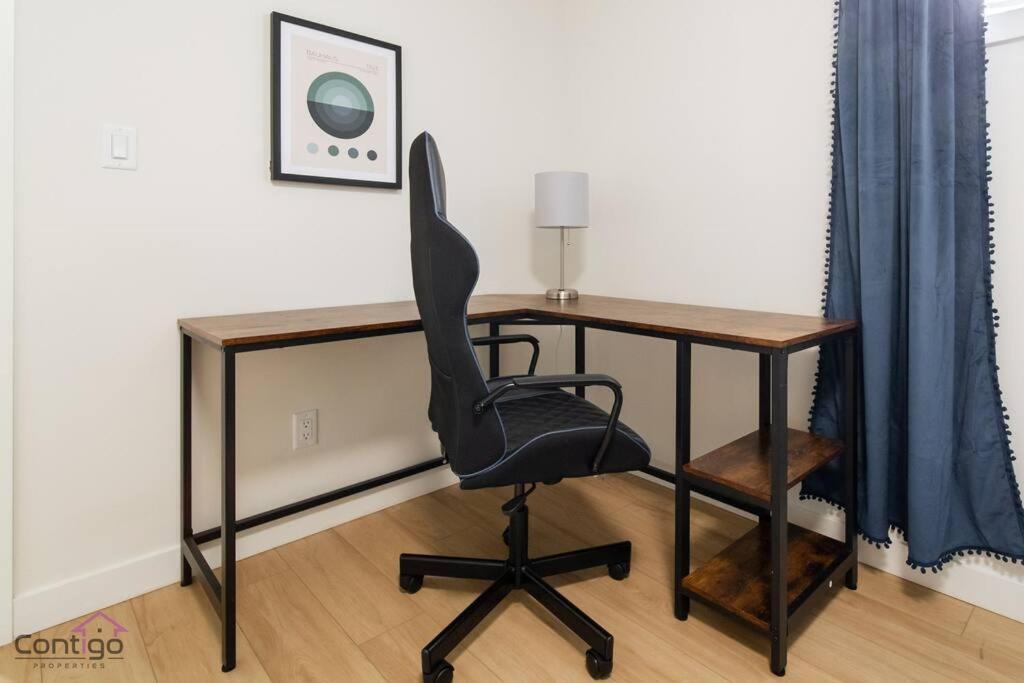 The Jasper, Ac, 4 Bd, Sleeps 8, Near Dt & Wem! *