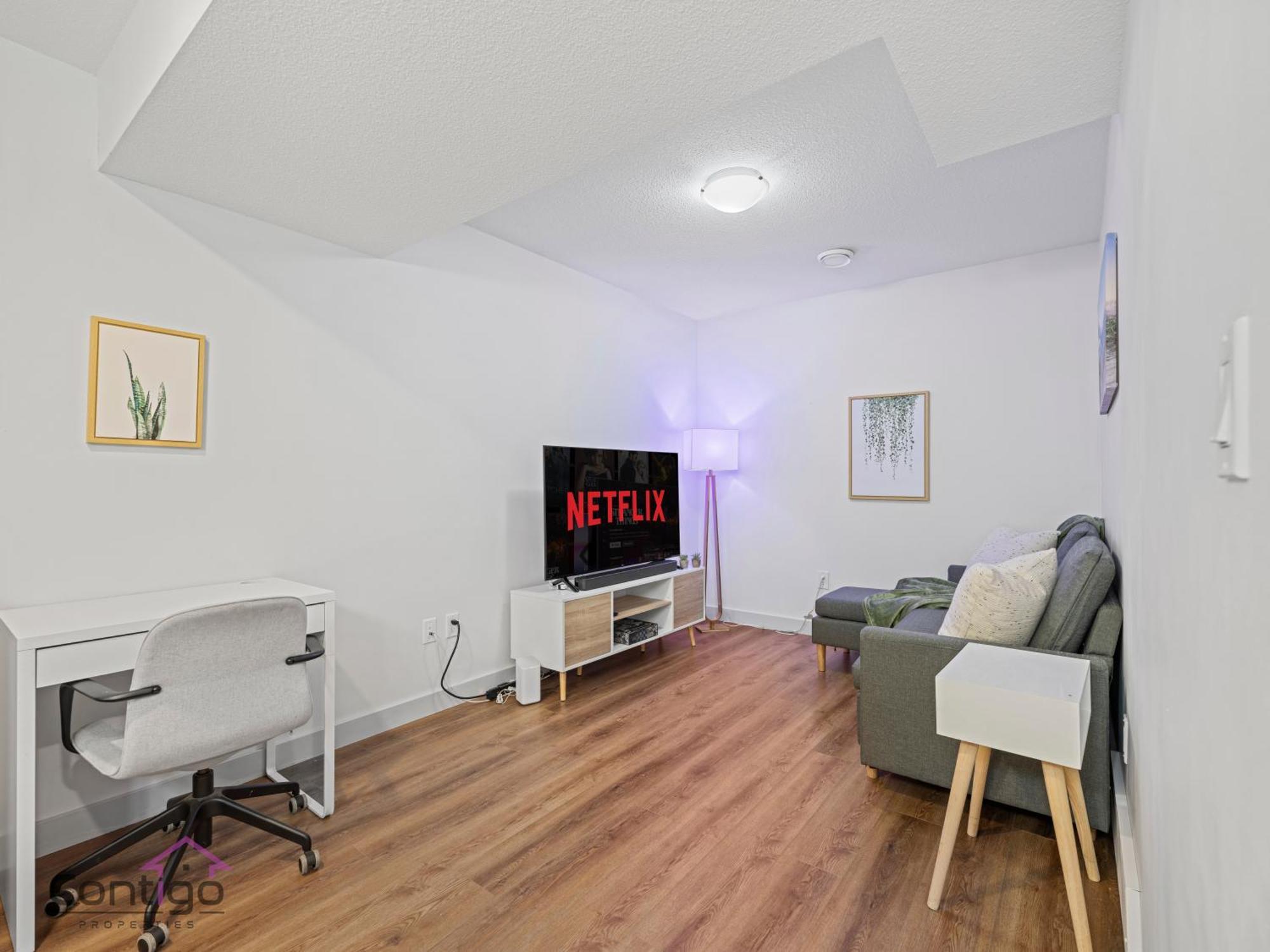 Blissful Suite, Cozy, Wifi, Desk, Close To Wem Edmonton