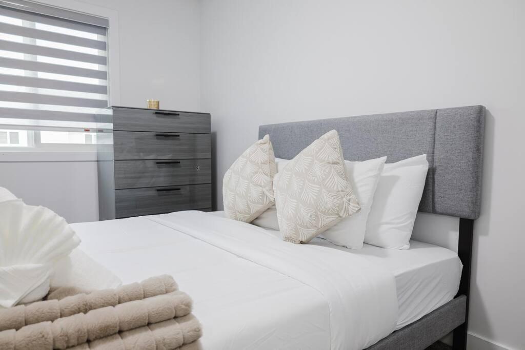 Executive Modern Family Haven For Short Holiday home *