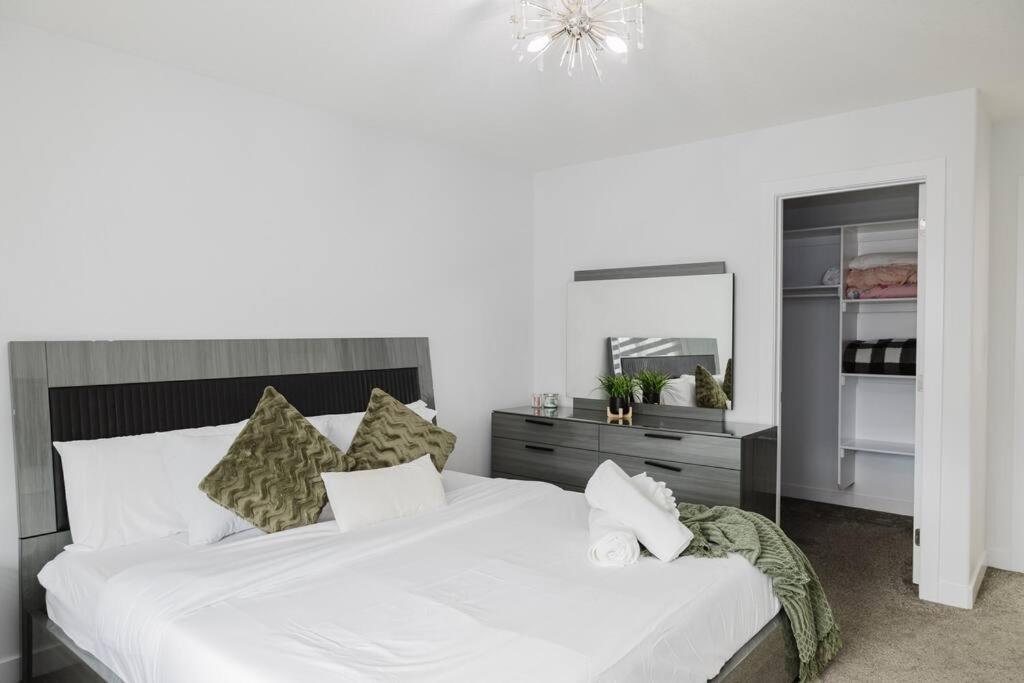 Holiday home Executive Modern Family Haven For Short *