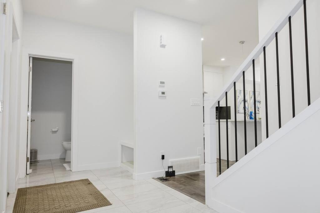 Executive Modern Family Haven For Short Holiday home *