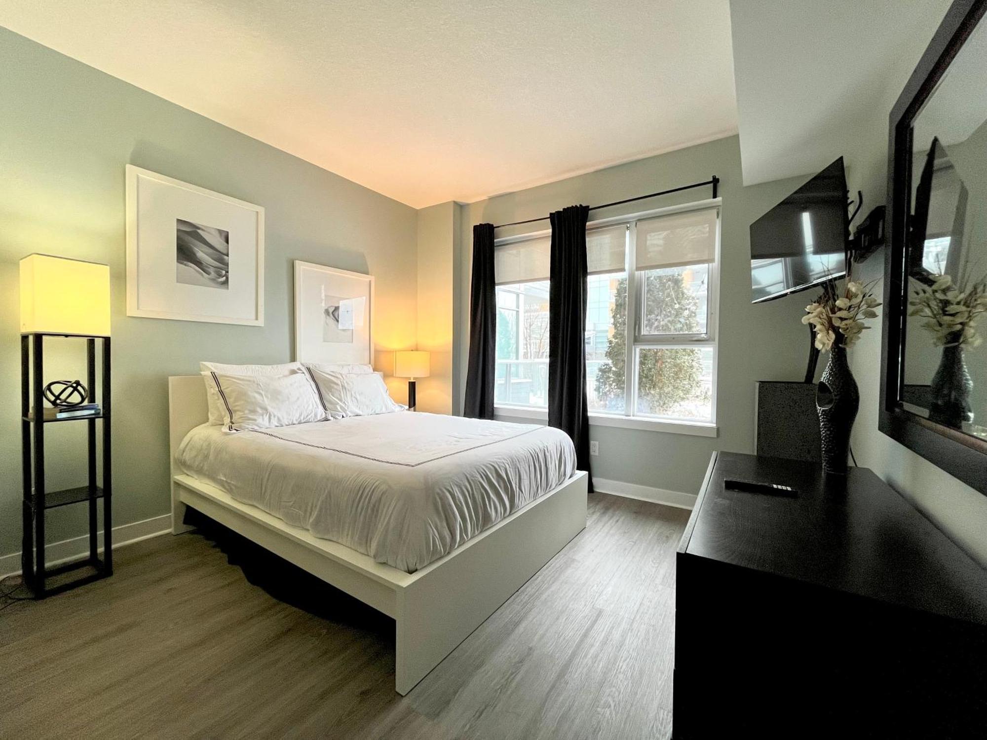 Century Park Oasis Apartment *