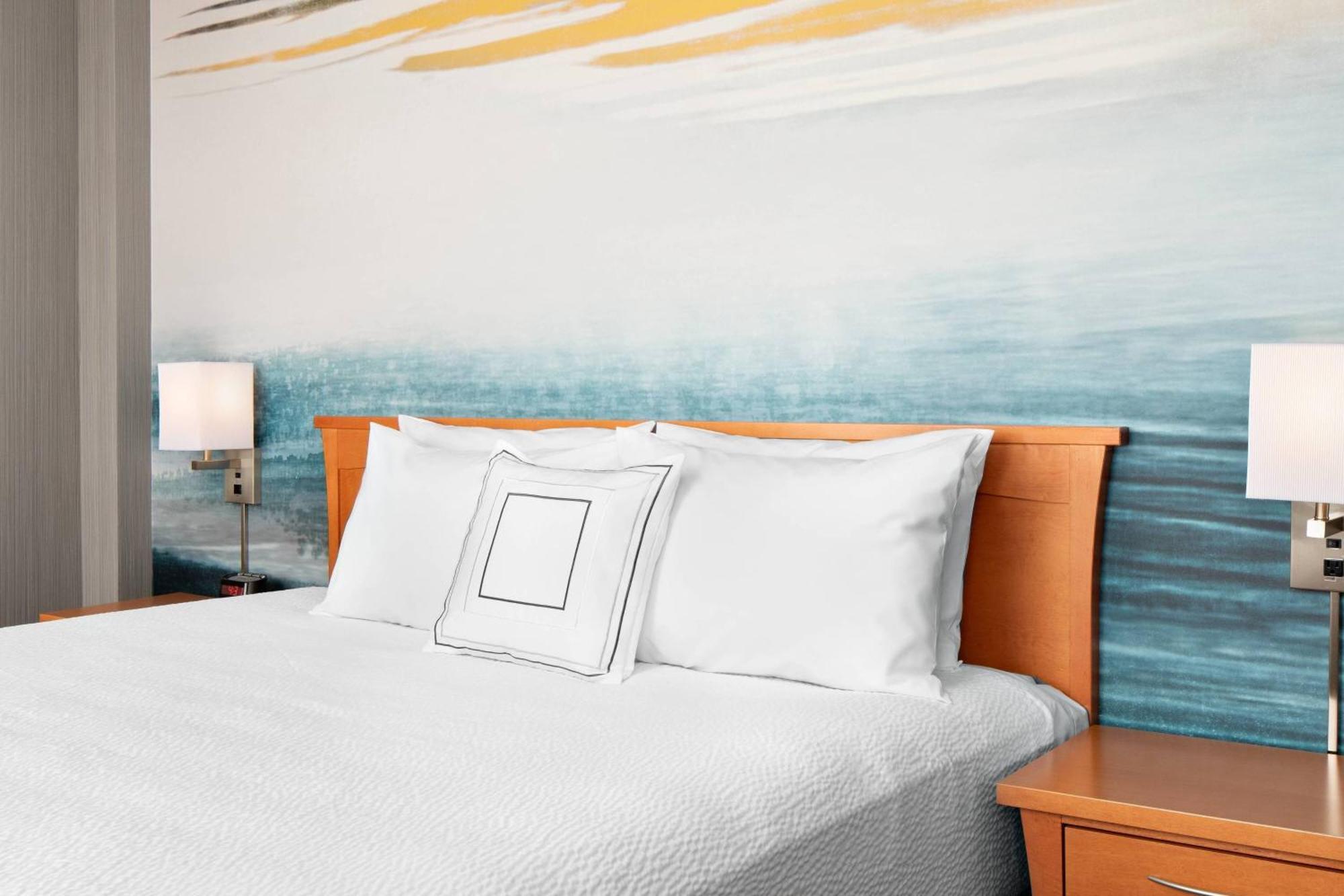 Courtyard By Marriott Downtown 3*