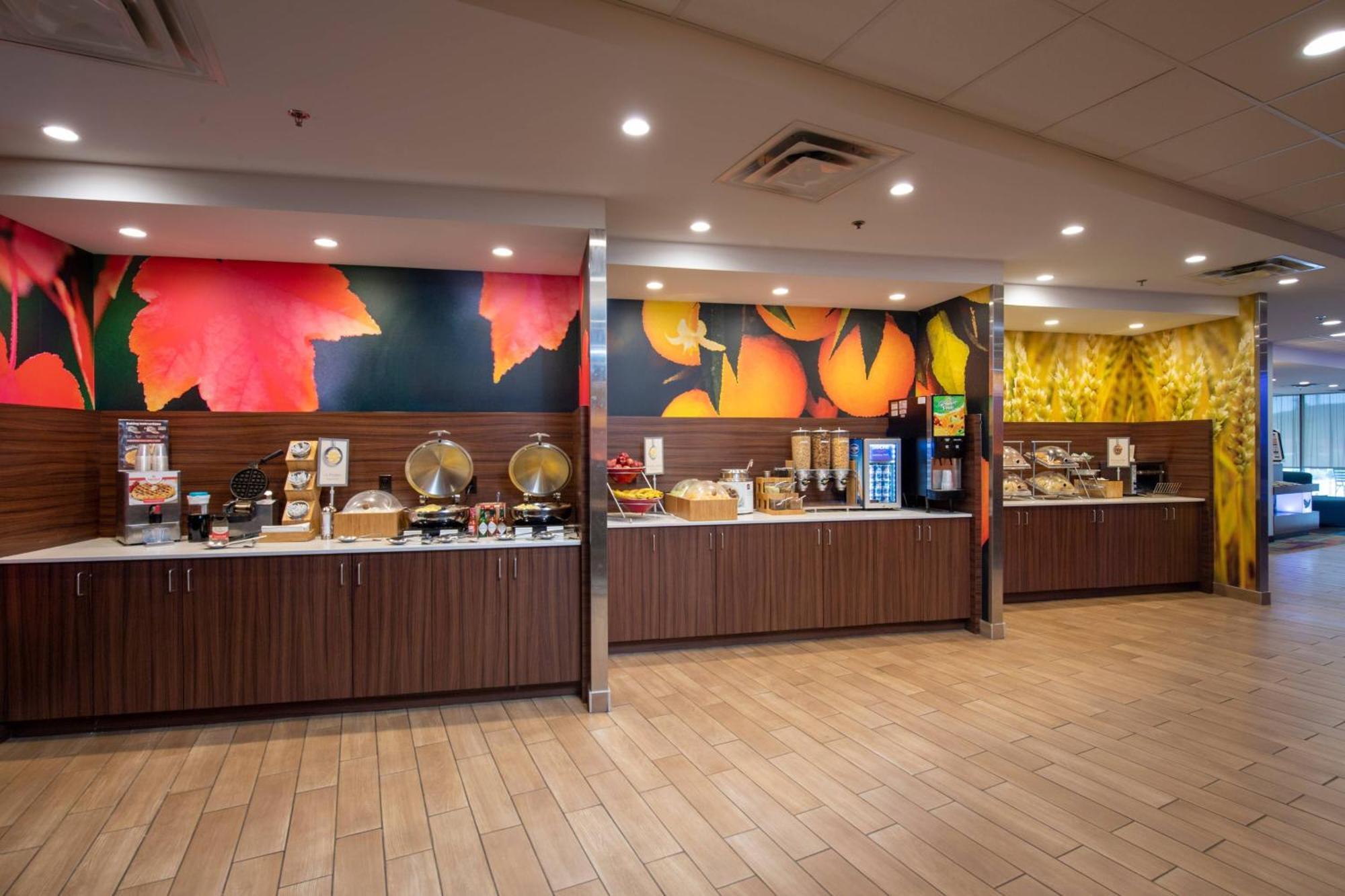 Hotel Fairfield & By Marriott North