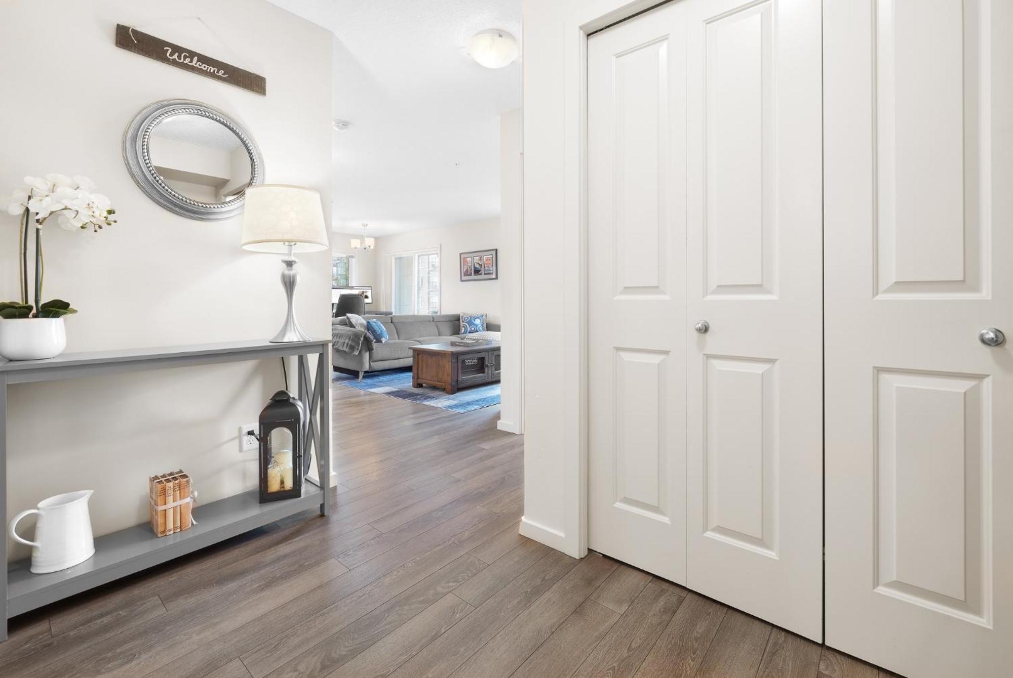 5 Star Business Luxury Homeshare Homestay Edmonton