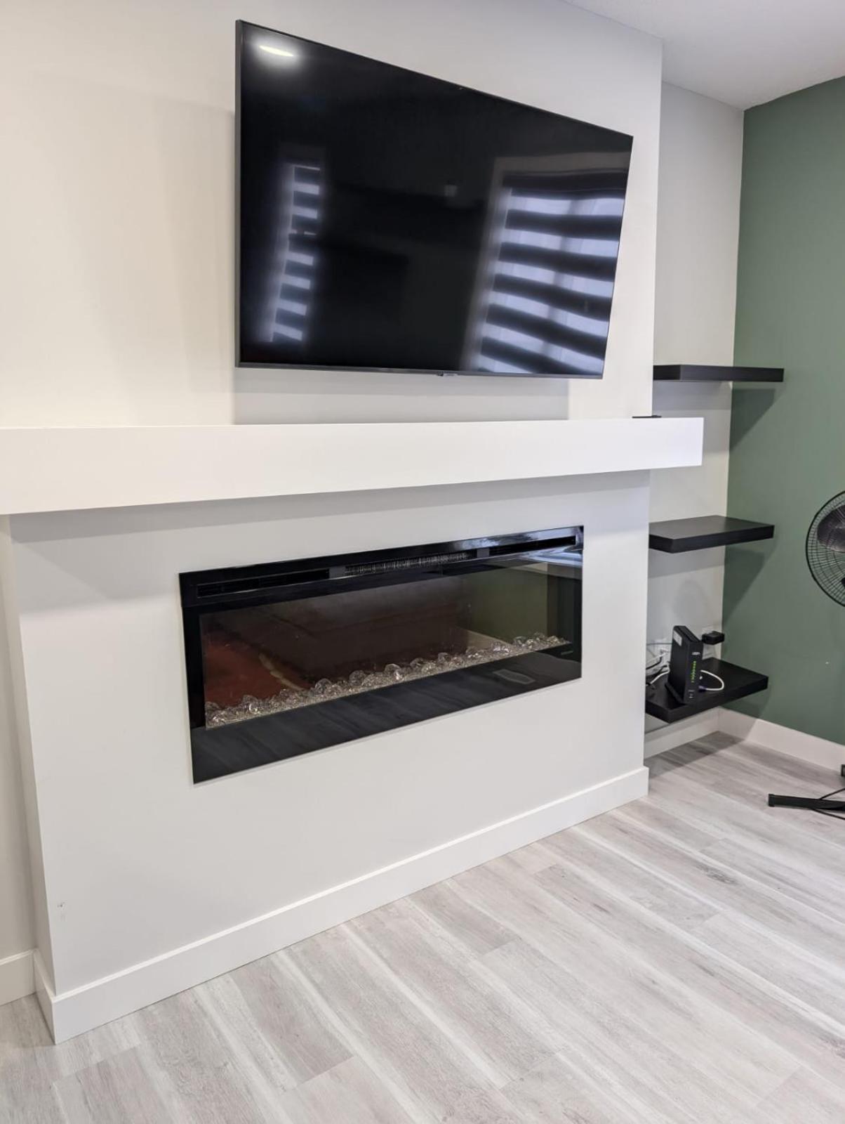 Apartment Beautiful Home, Close To Many Amenities - Full