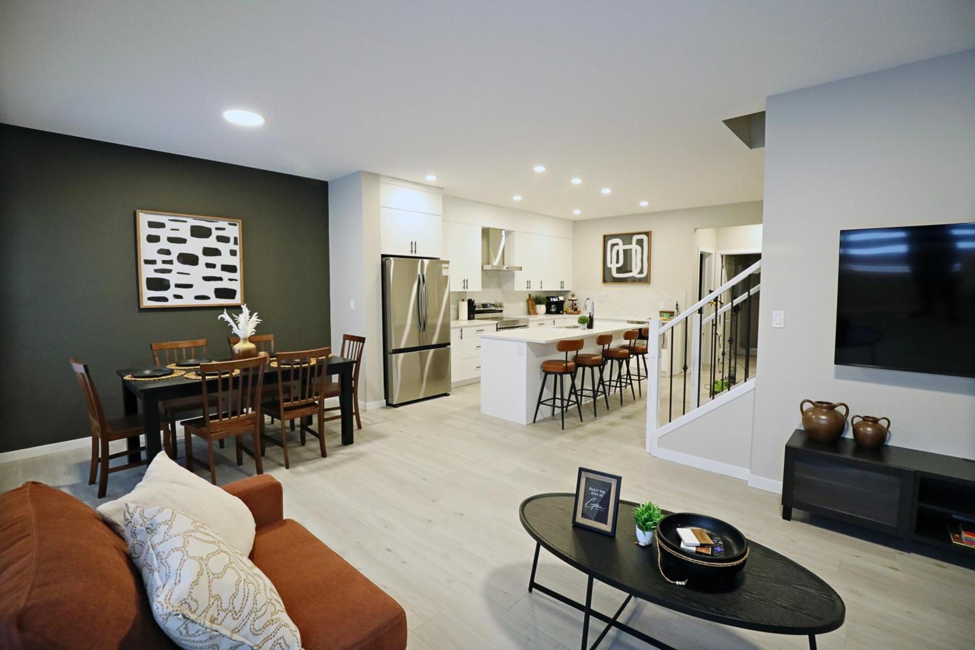 Edgemont Retreat, Groups, River Cree, Wem, Holiday home Edmonton