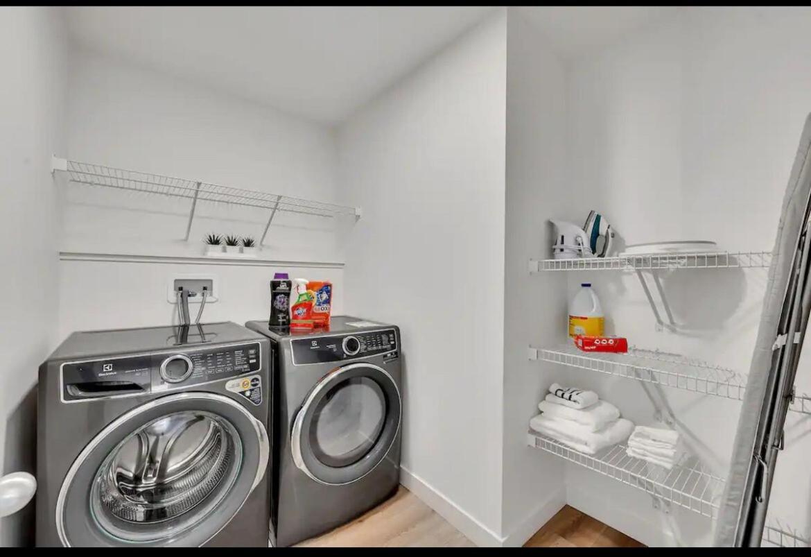 3 Bedroom In Glenridding Area Edmonton