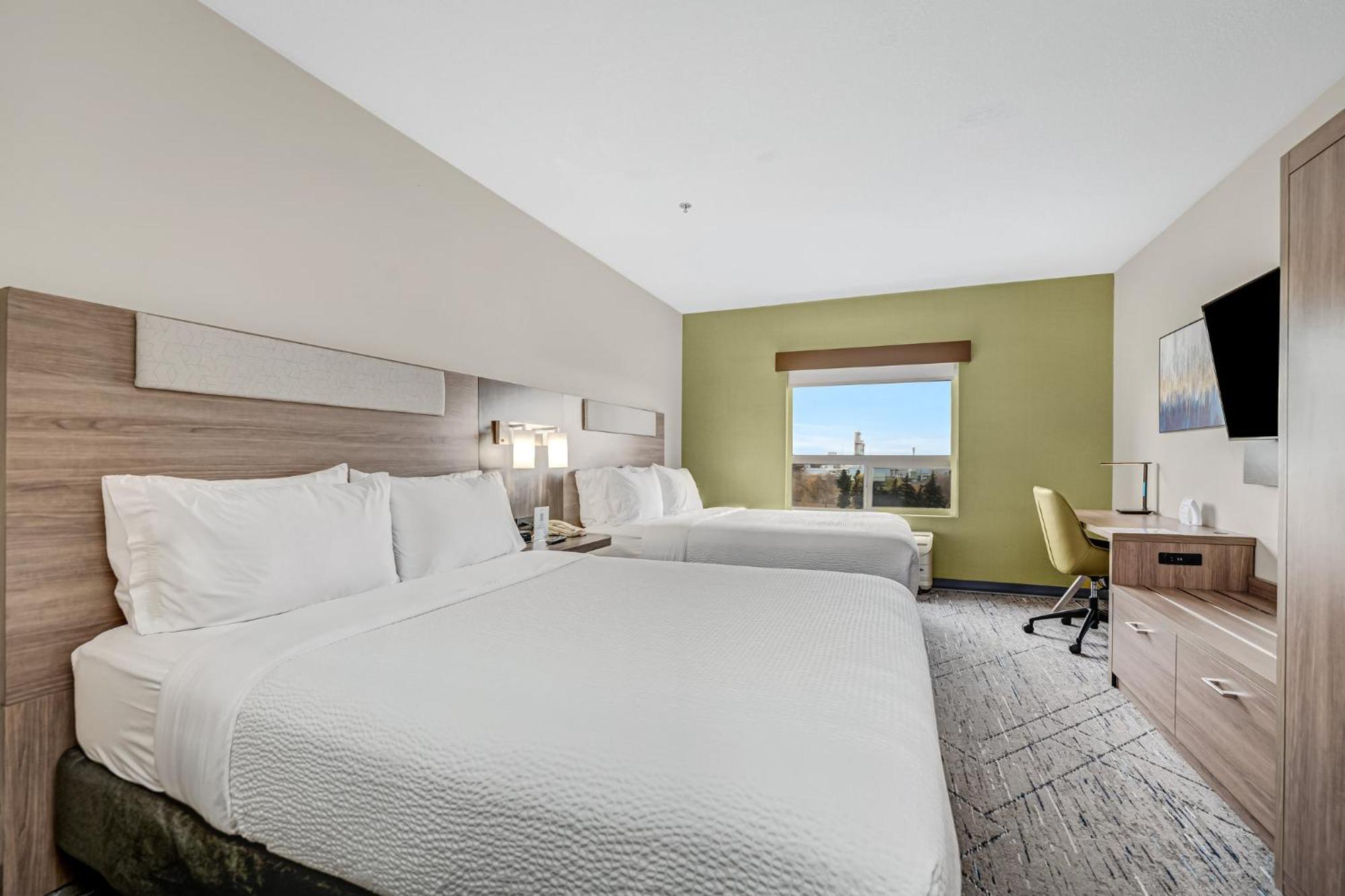Express & Suites-edmonton South By Ihg Hotel Edmonton