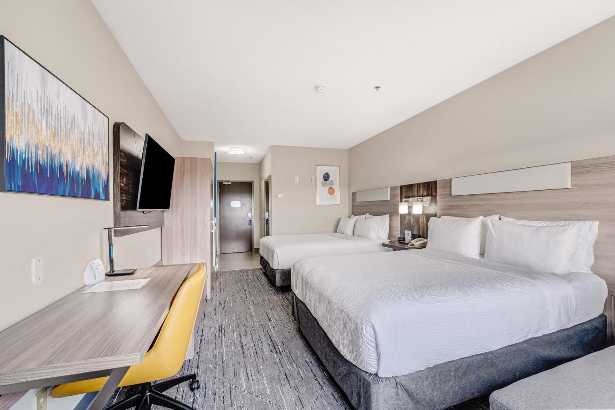 Express & Suites-edmonton South By Ihg 3* Edmonton