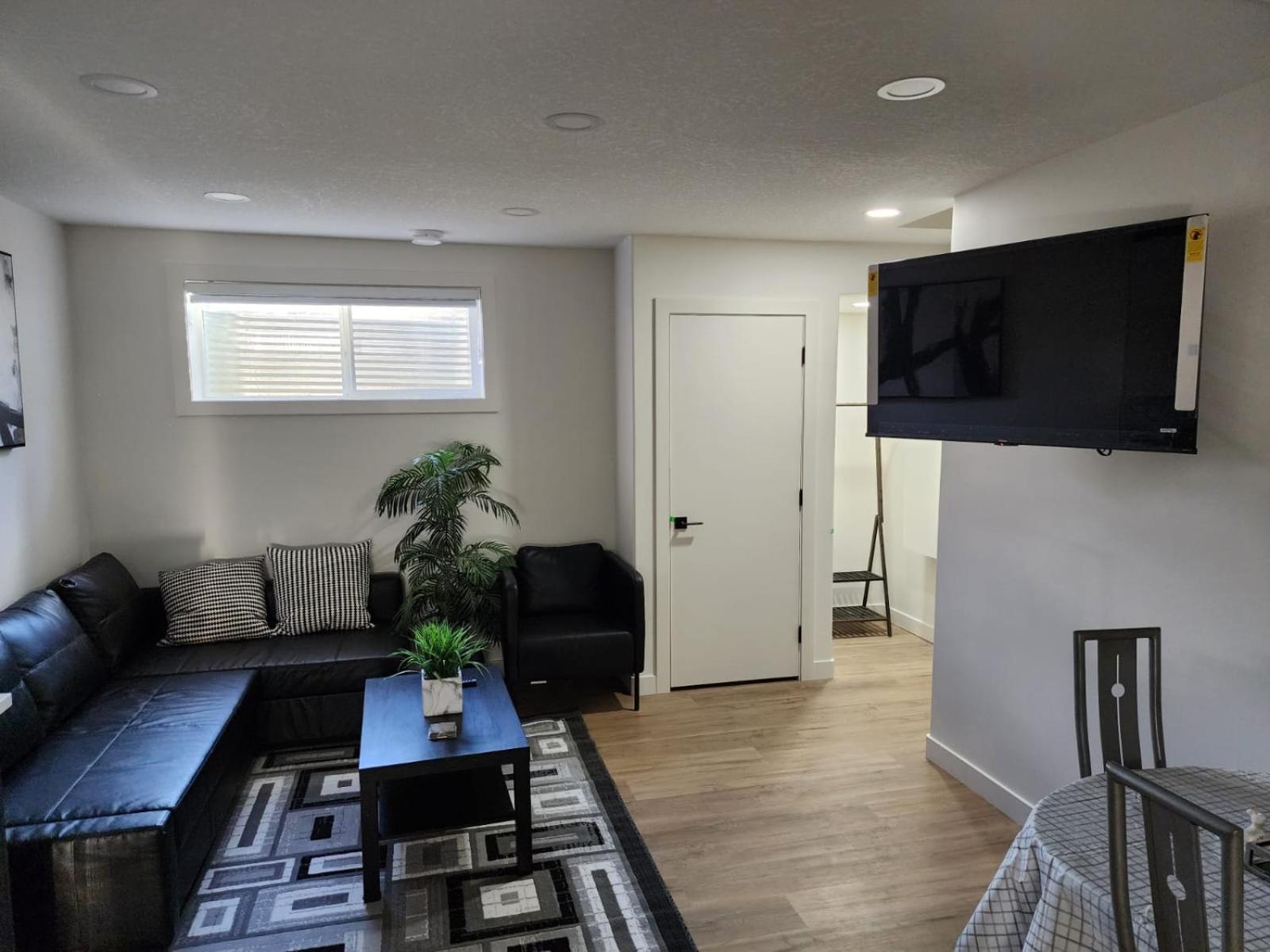 Super Luxury Apartment