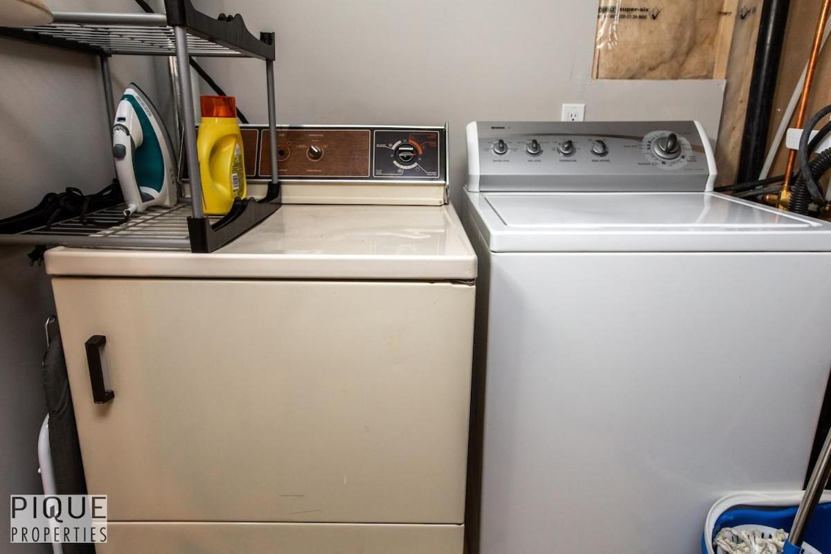 Park Life Escape-king Beds-sleeps 10-pet Friendly Apartment *