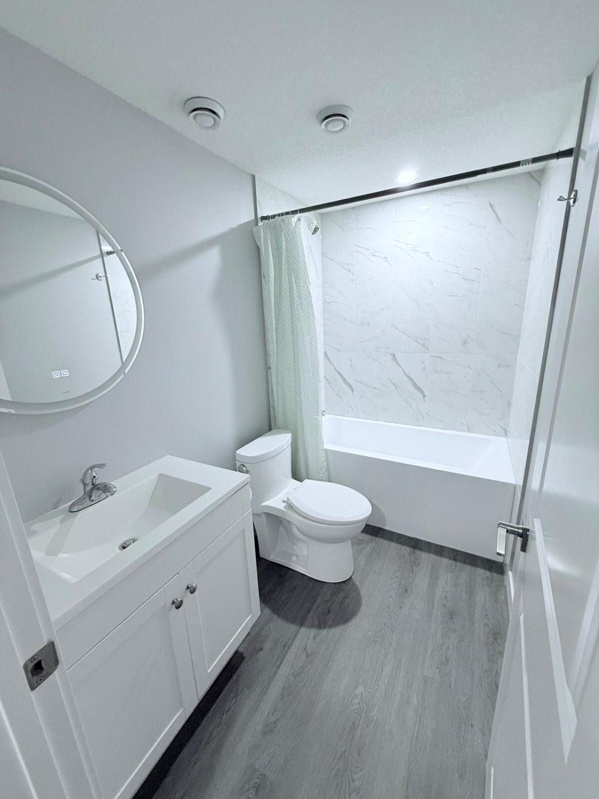 Cozy Basement Retreat Edmonton
