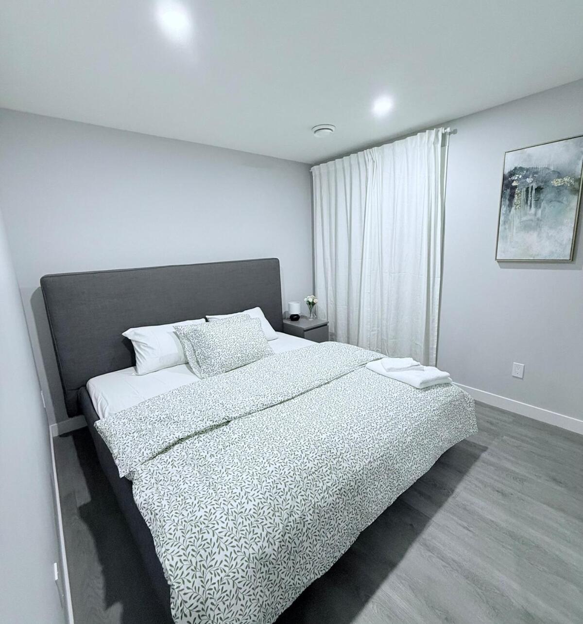 Holiday home Cozy Basement Retreat Edmonton