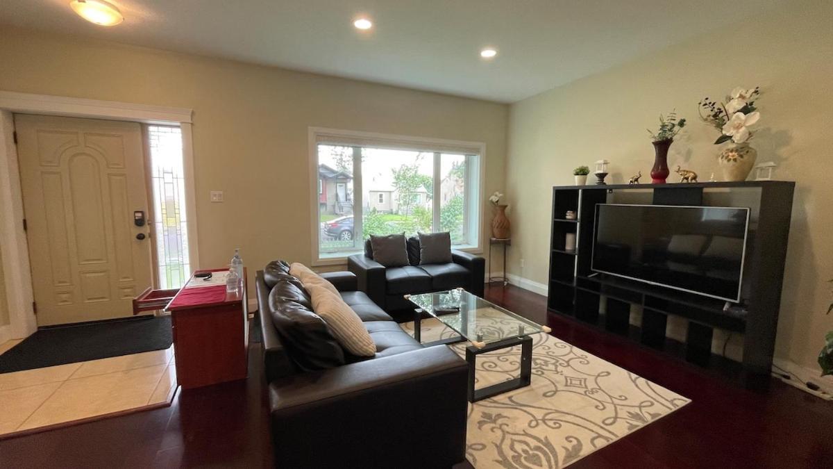 Apartment Spacious 6 Beds 3 Baths In Wifi Parking Ac