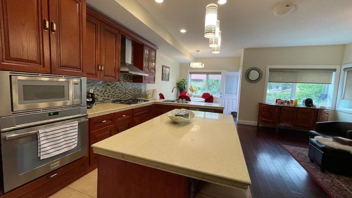 Spacious 6 Beds 3 Baths In Wifi Parking Ac