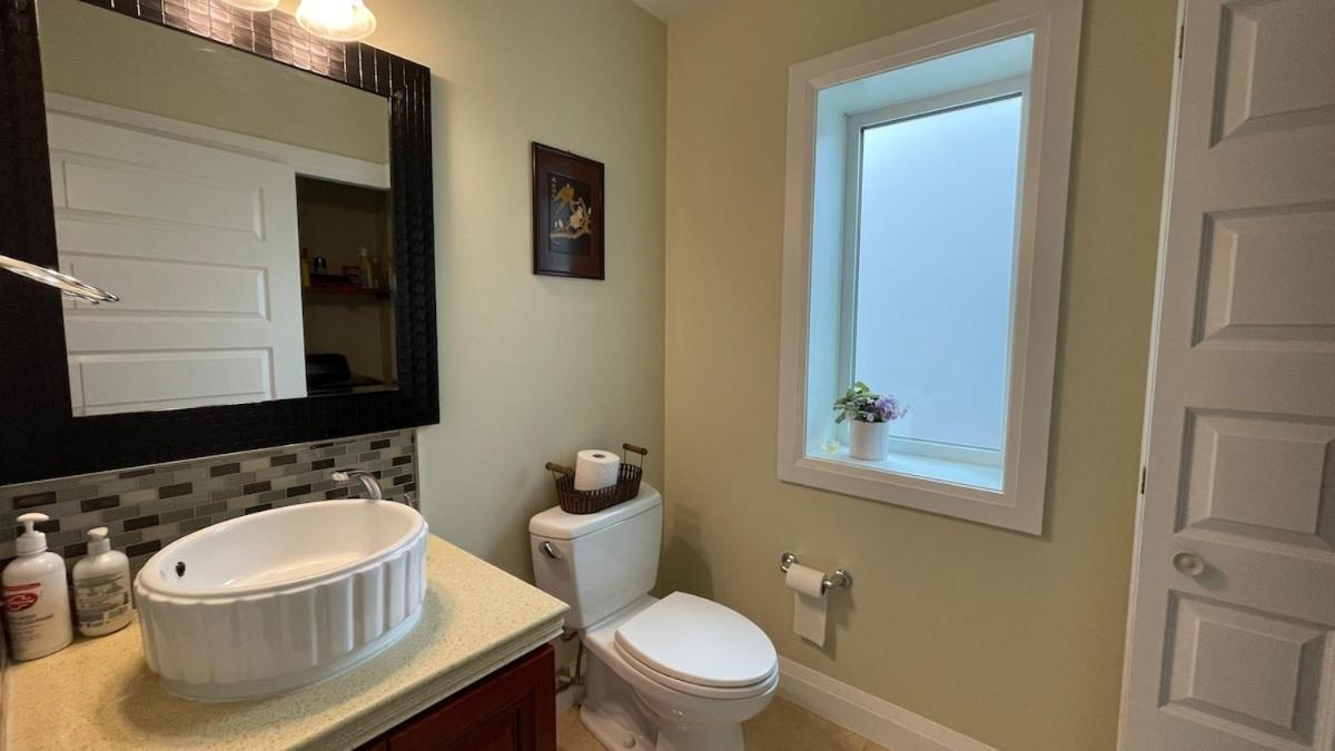 Spacious 6 Beds 3 Baths In Wifi Parking Ac Apartment