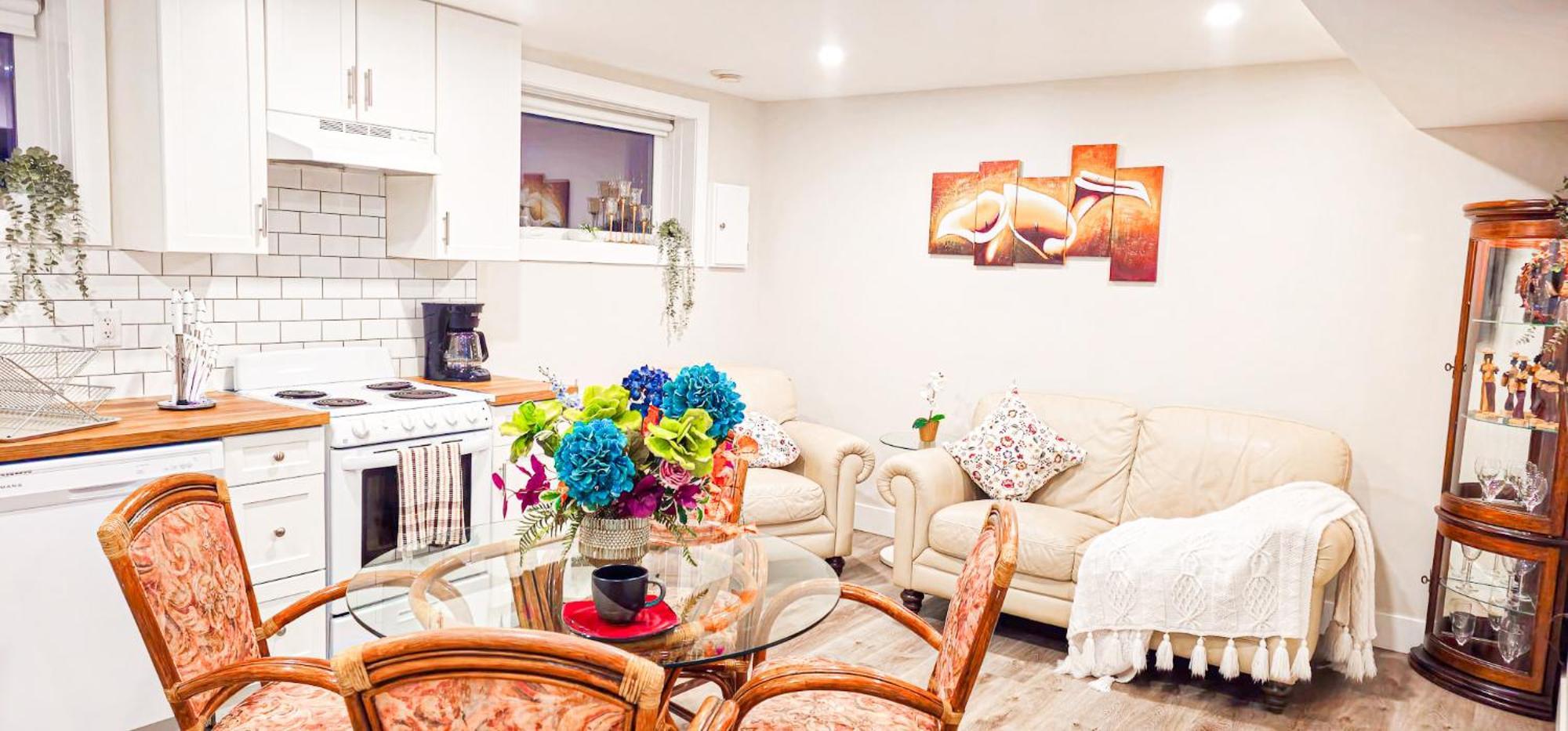 Apartment Casa Andrei Edmonton