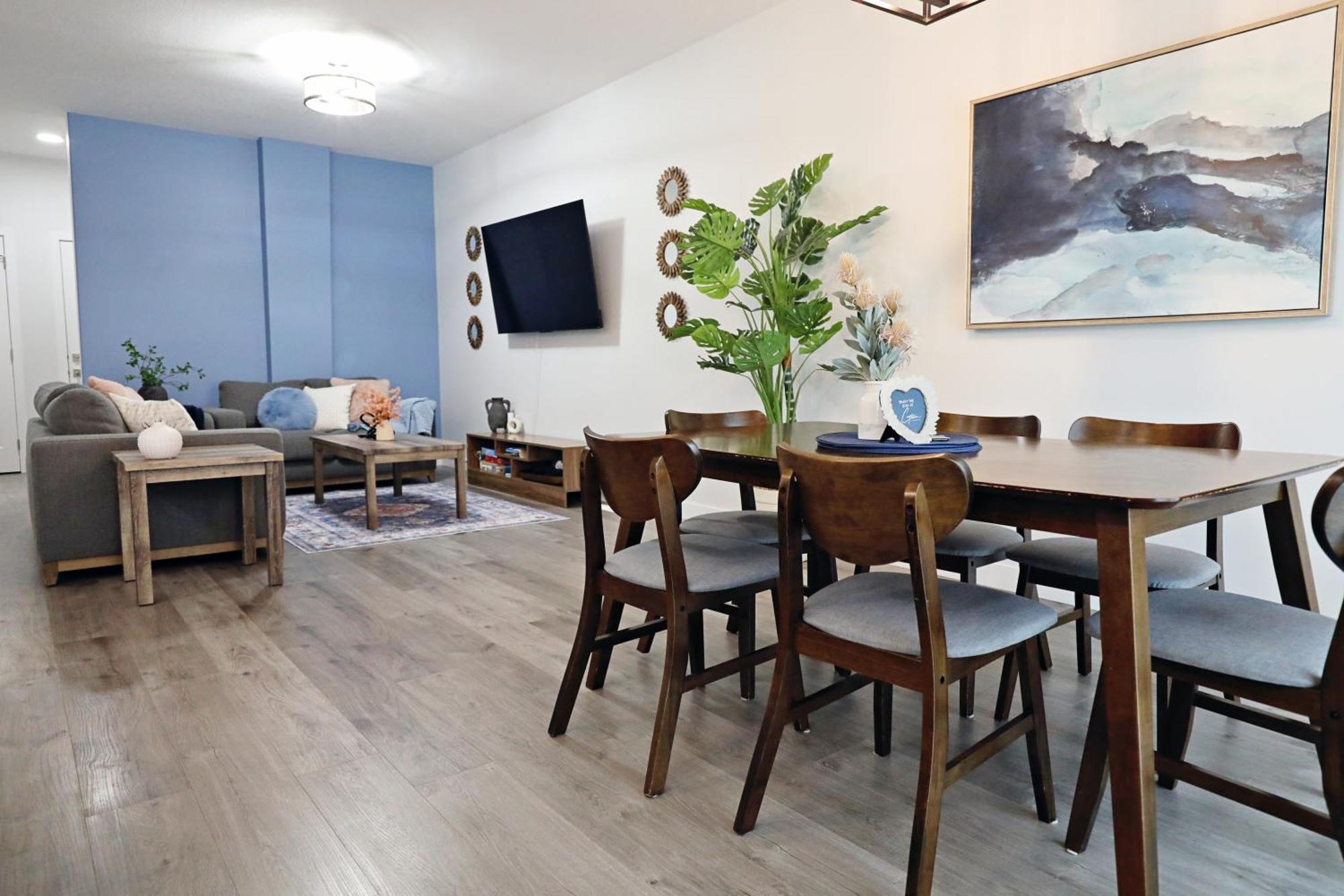 Beautiful With 4 King Beds,airport,disney+ *