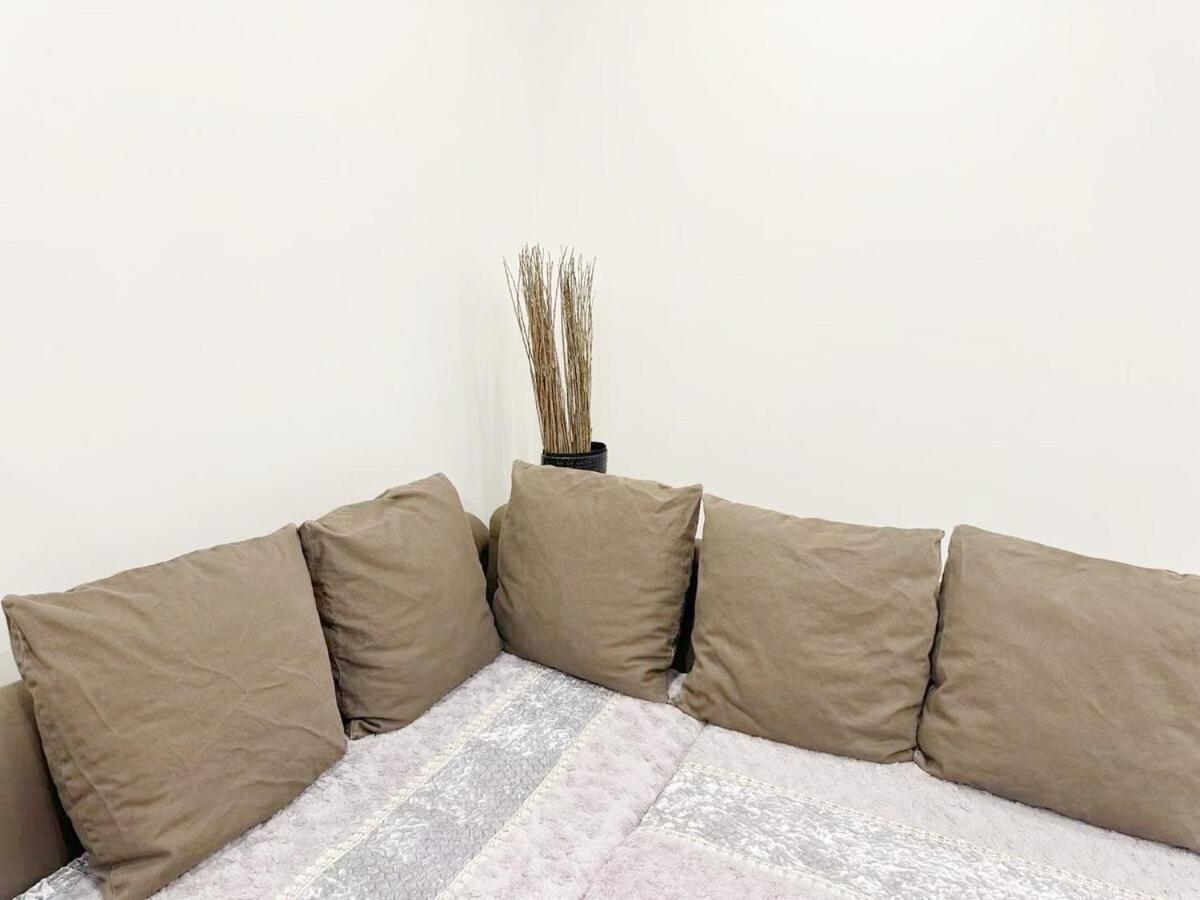 Cozy And Stylish Basement Near Downtown, Uofa And Southgate Mall * Edmonton