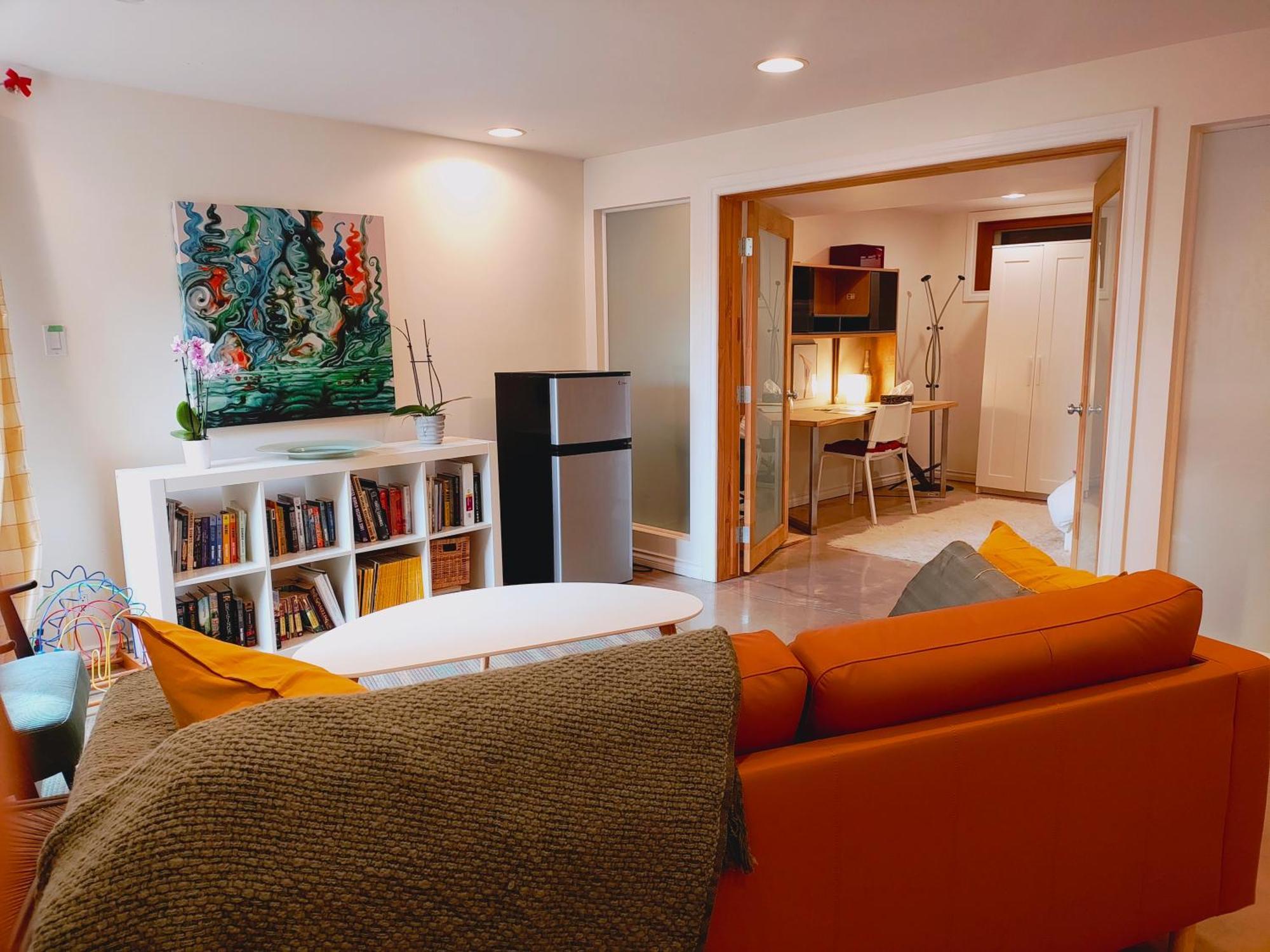 Homestay U Of A Homestay, Trails & Whyte Ave