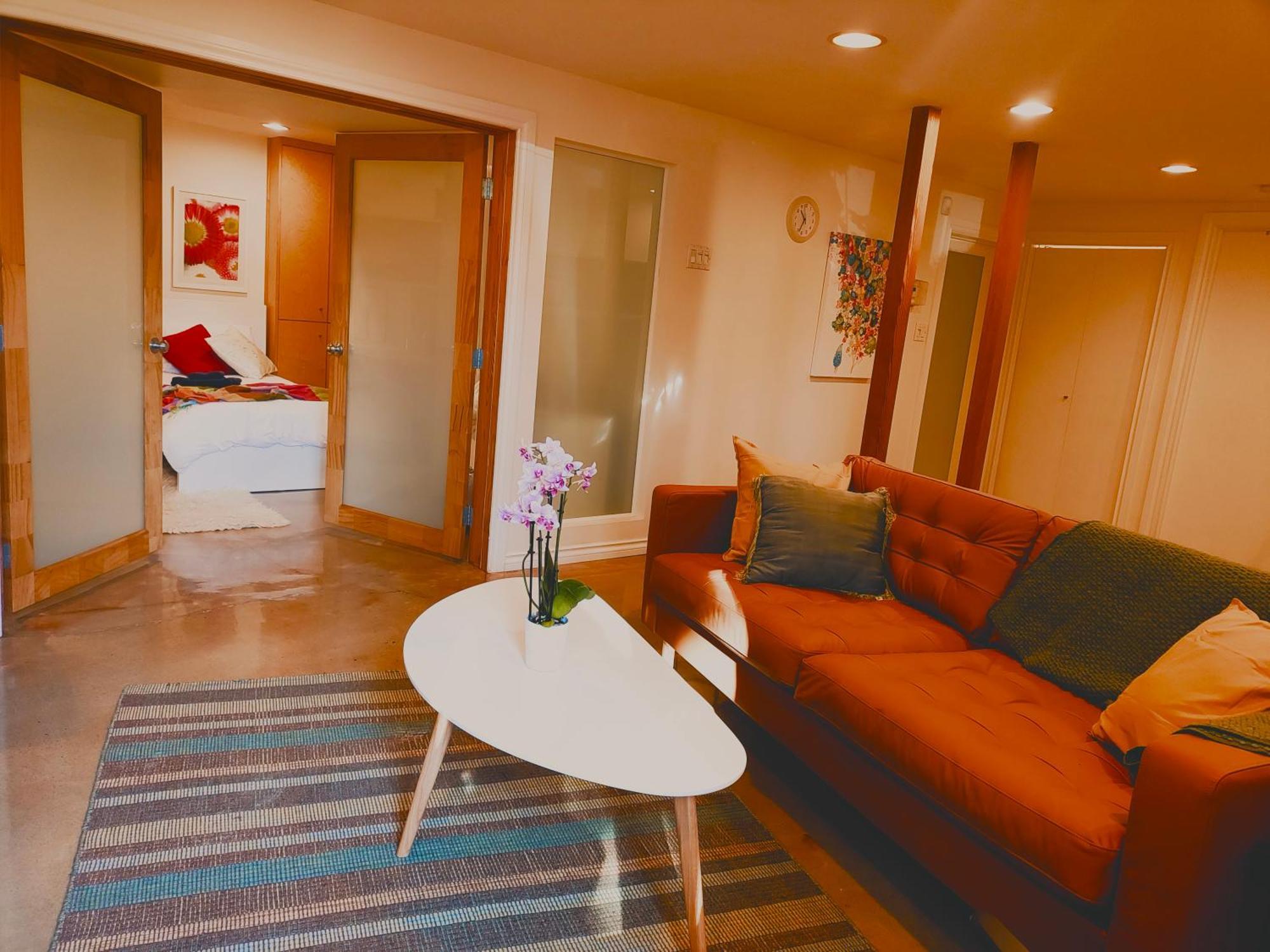 Homestay U Of A Homestay, Trails & Whyte Ave