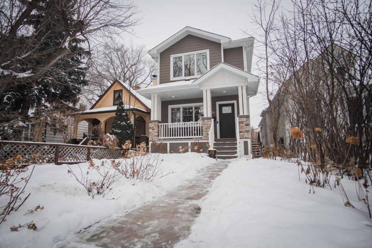 Downtown Kingbed 4br Fireplace Bikelane Holiday home