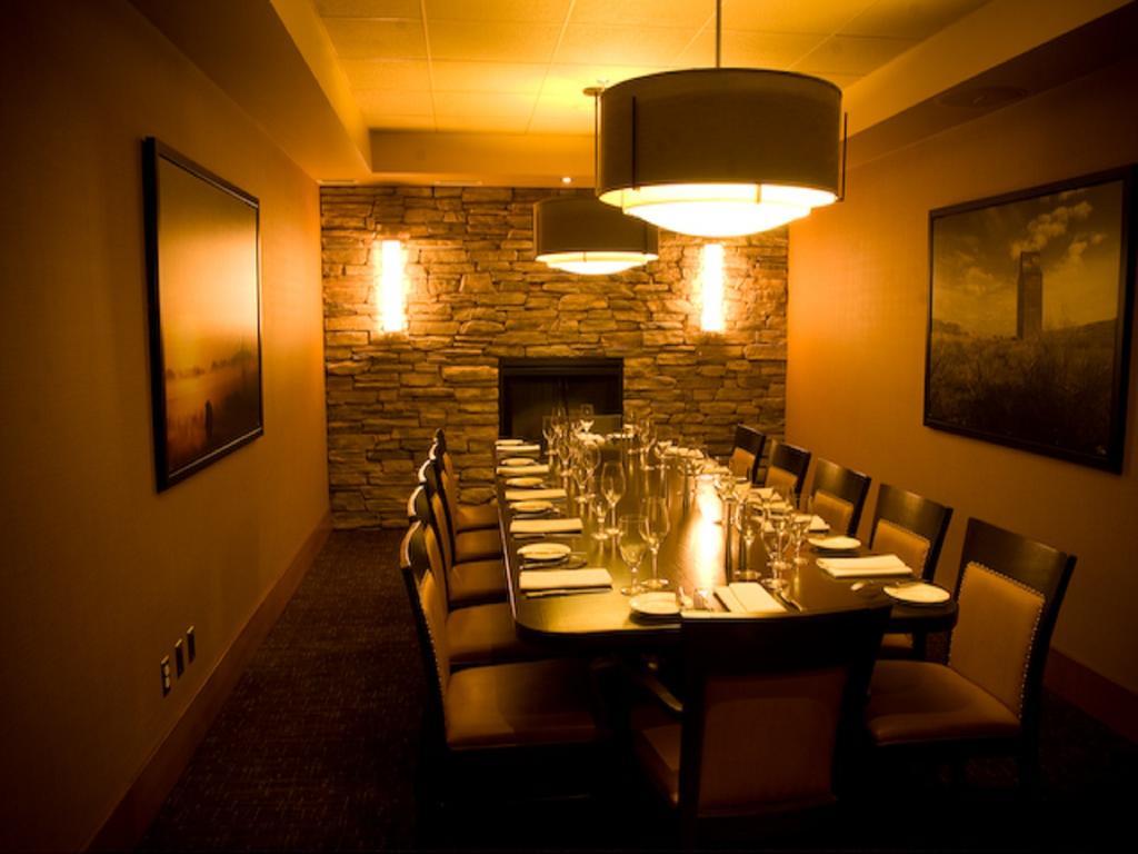 Sawridge And Conference Centre South Hotel 3*