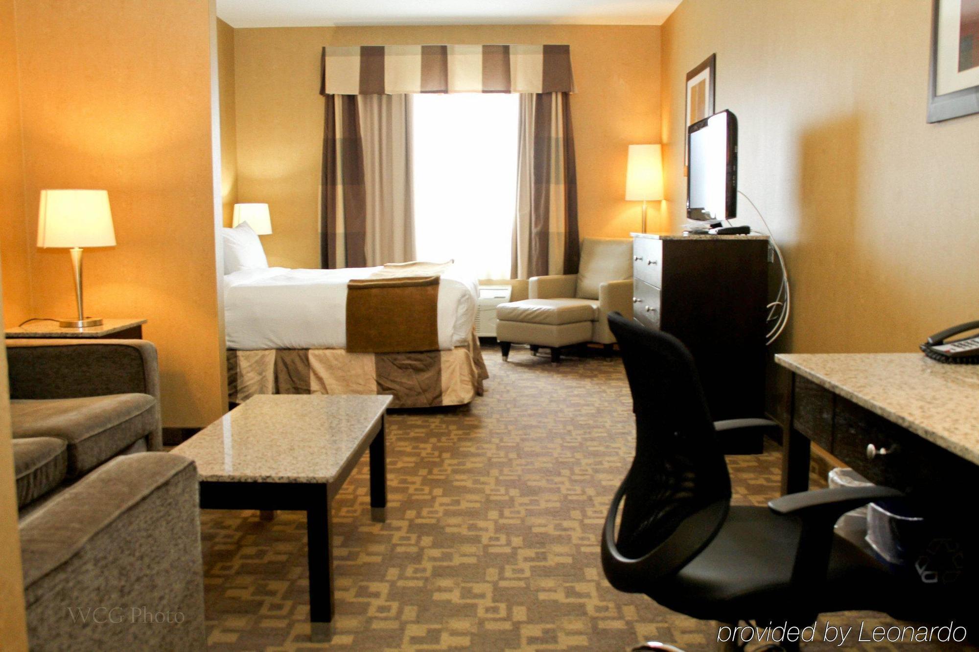 Western South & 3* Edmonton