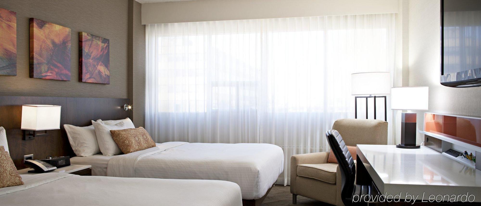 Hotel Delta By Marriott South Conference Centre