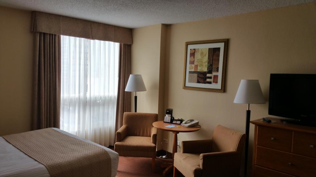 Days By Wyndham Downtown 3* Edmonton