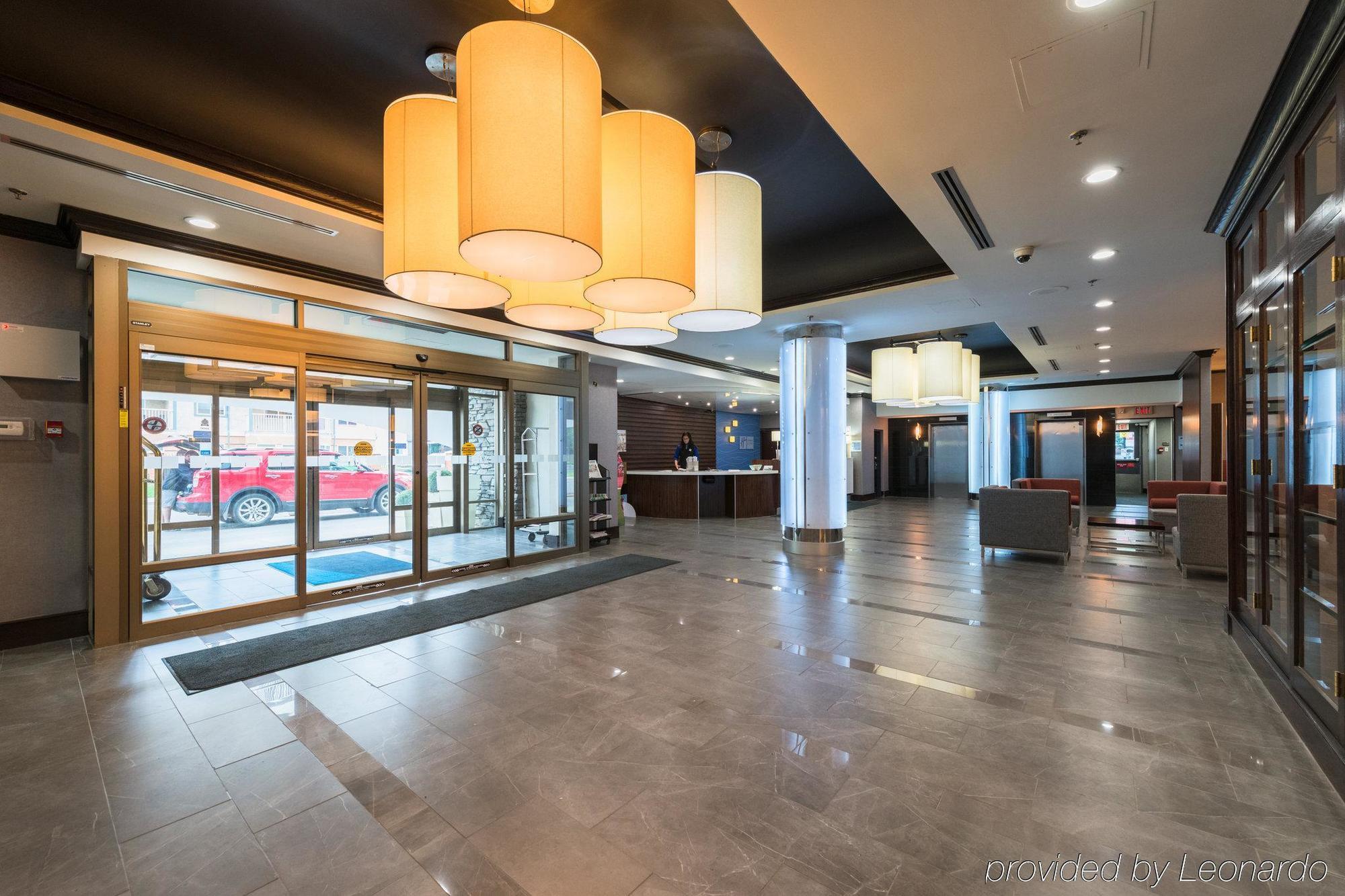 Express Downtown By Ihg Hotel