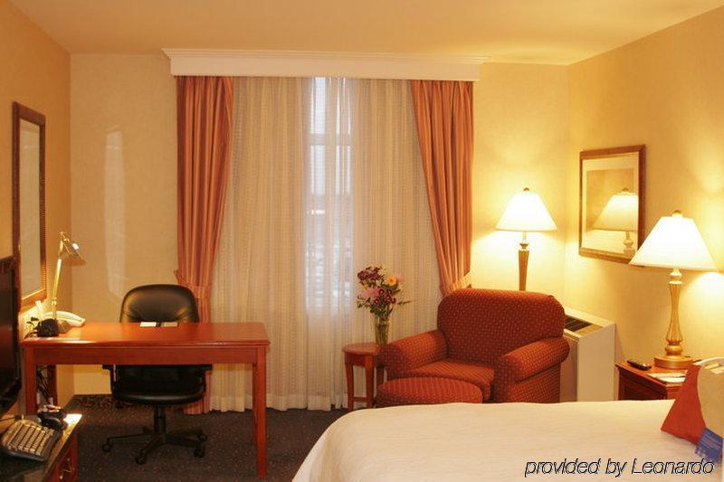 Hotel Hilton Garden West 3*