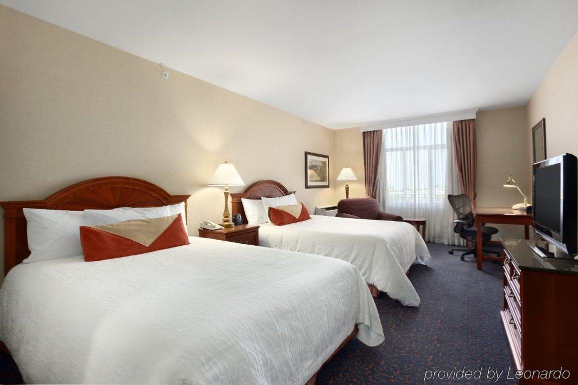 Hilton Garden West 3*