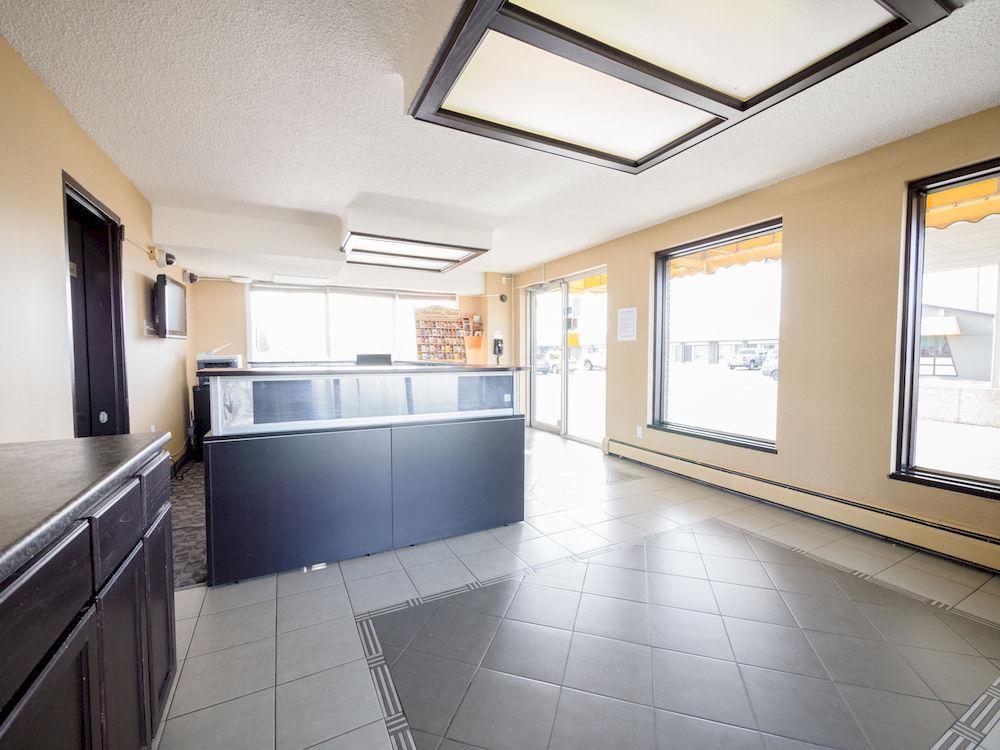 West Motor Motel 2*