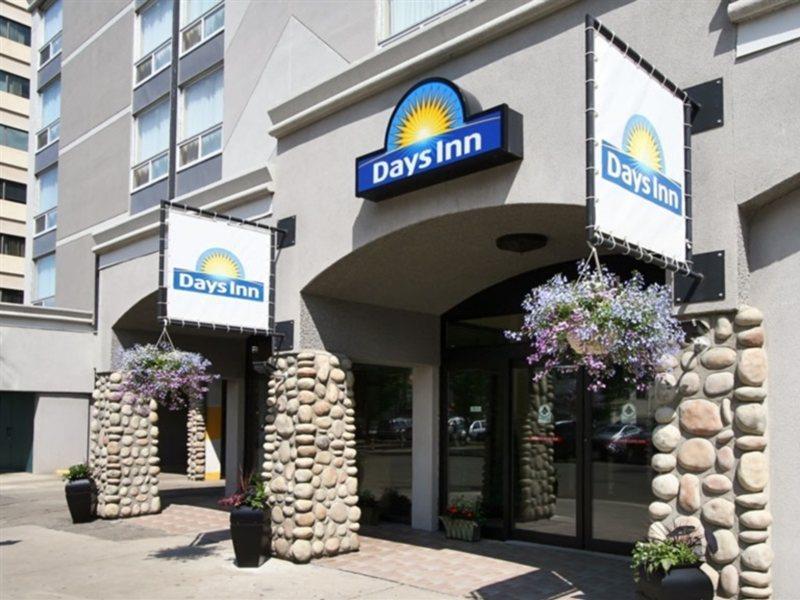Days By Wyndham Downtown Edmonton