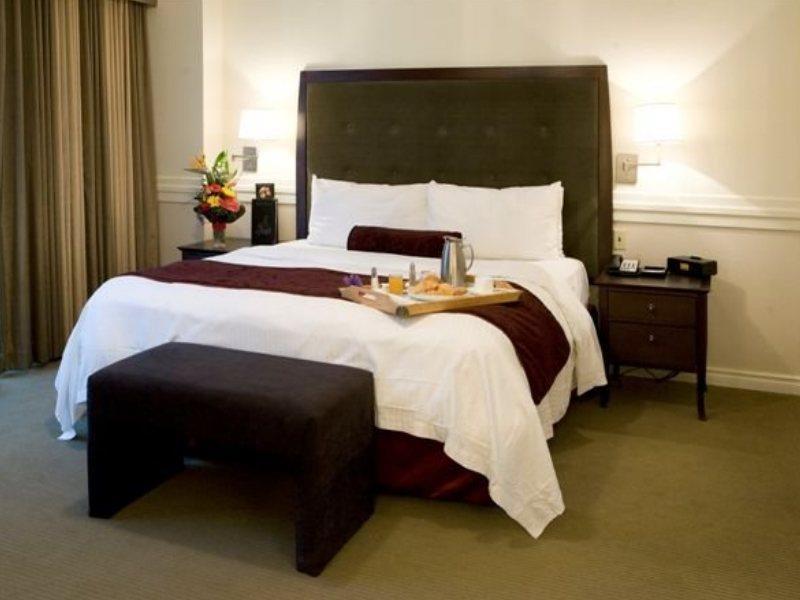 Hotel Delta By Marriott Centre 4*