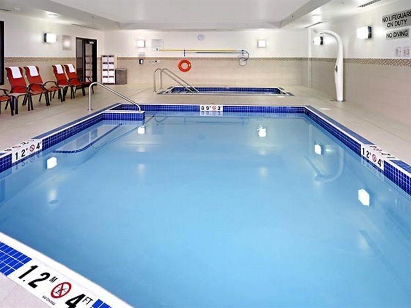 Hotel Courtyard By Marriott Downtown Edmonton