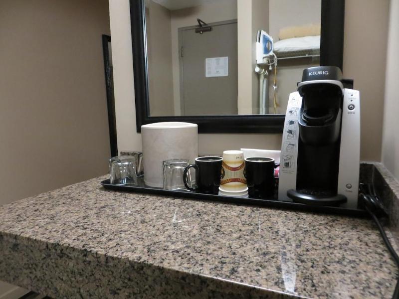 Hotel Royal West Edmonton, Trademark Collection By Wyndham 3*