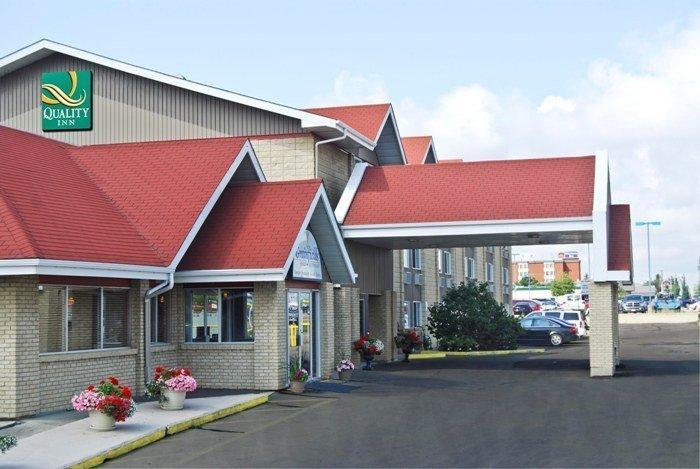 Quality West Inn 3*