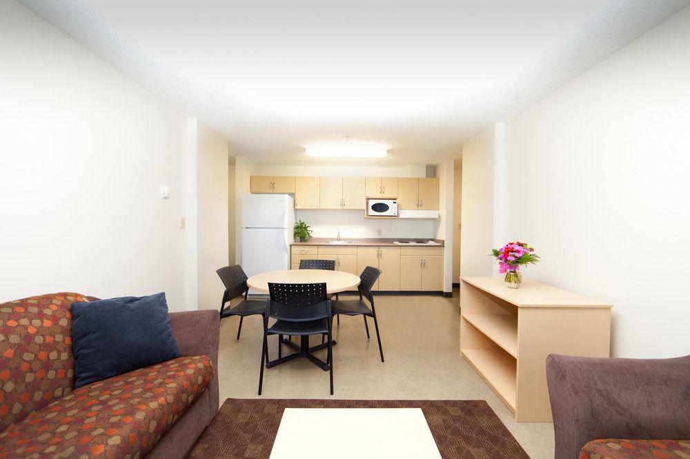 Hostel Macewan University