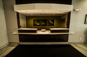 Candlewood West - Mall Area By Ihg Hotel