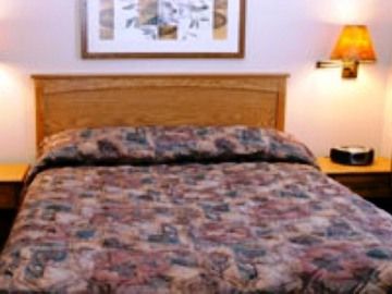 Days & By Wyndham West 3* Edmonton