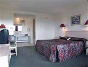 Economy 2* Edmonton