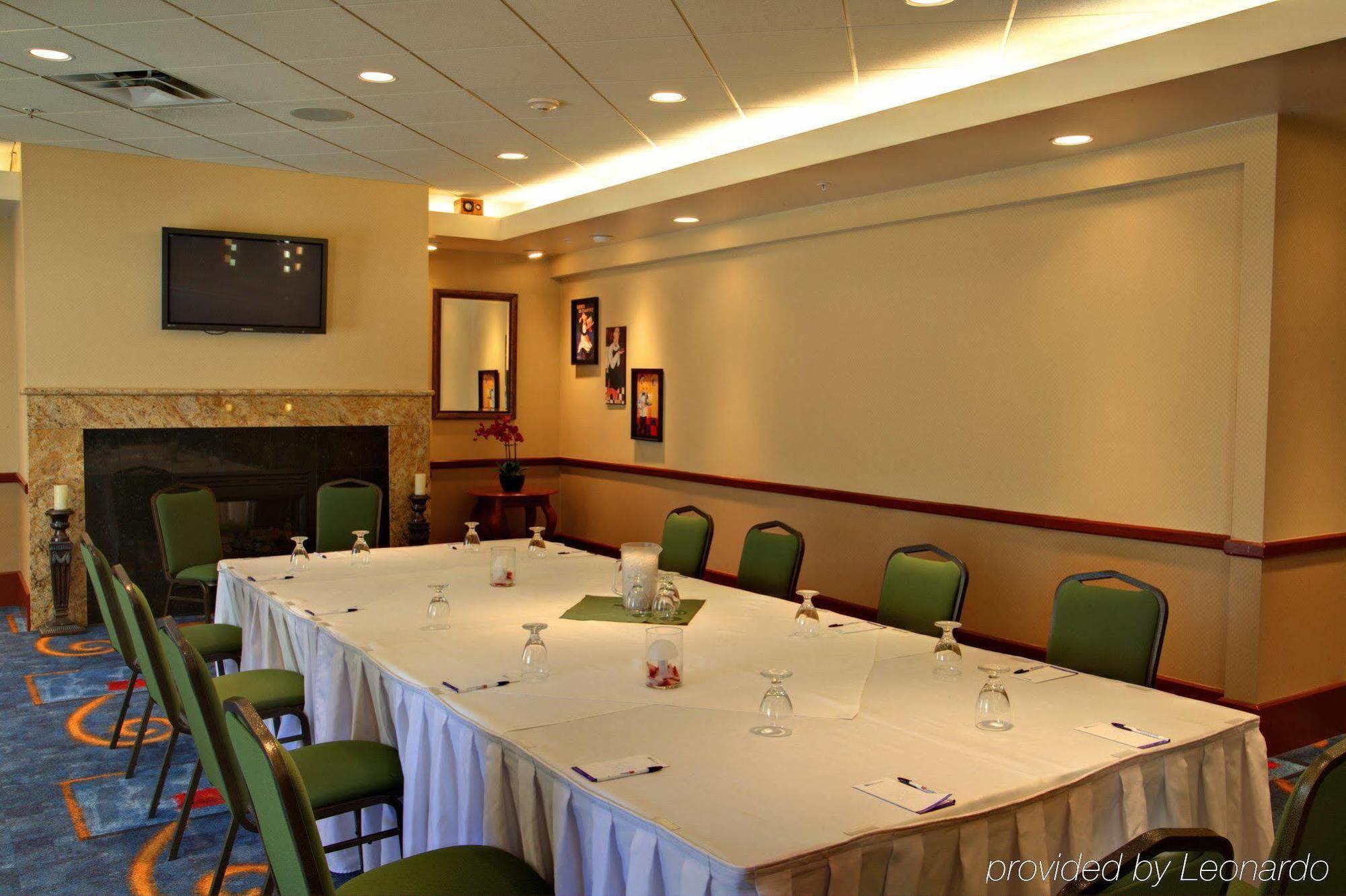 Hilton Garden West 3* Edmonton