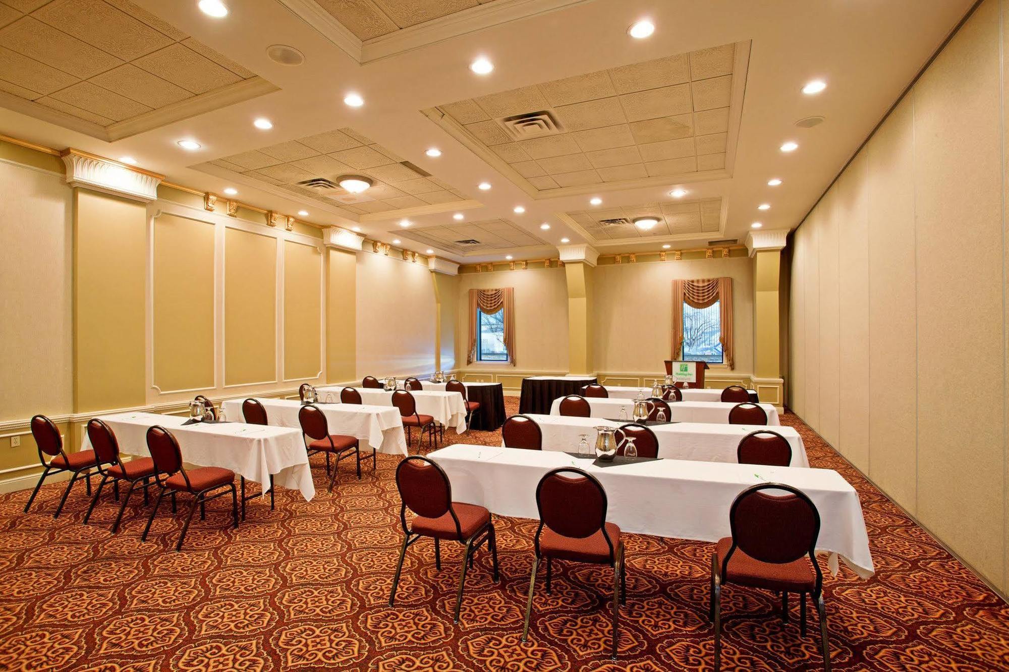 Conference Centre South By Ihg Edmonton