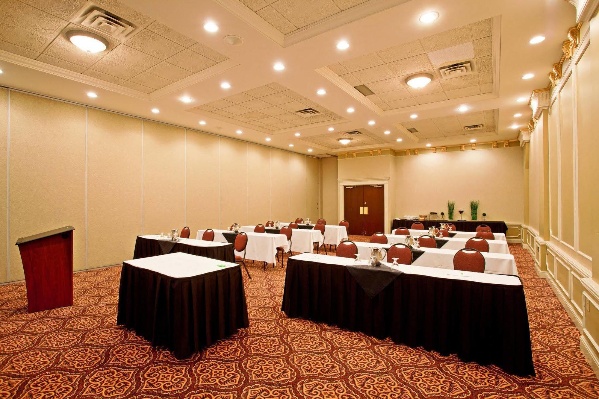 Hotel Conference Centre South By Ihg