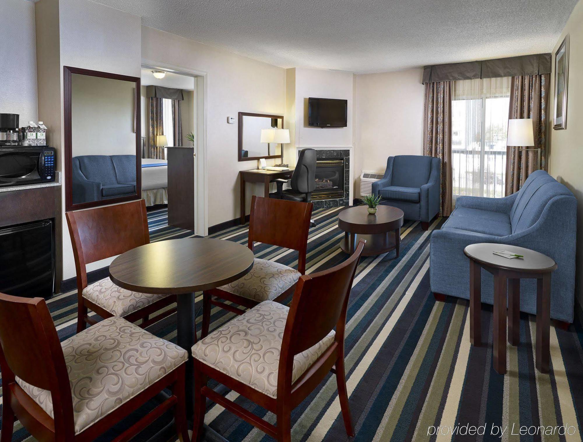 Hotel Conference Centre South By Ihg 3*